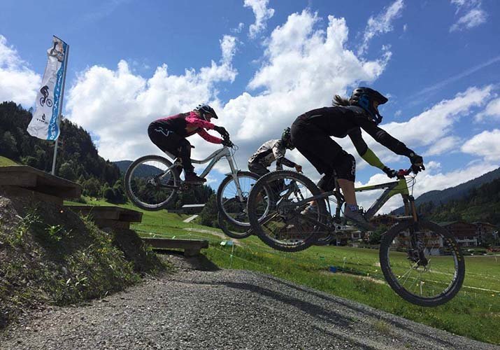 Na ceste k ceste - Časť druhá