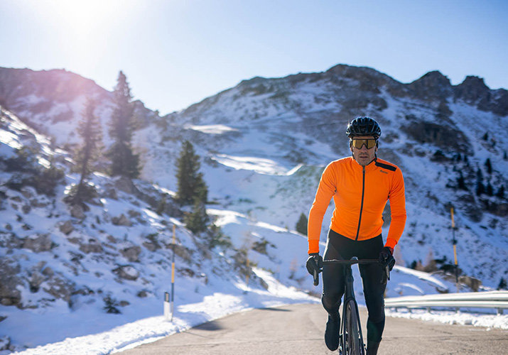 BUNDA SANTINI VEGA XTREME: Talianska „bellezza“ do najdrsnejších podmienok