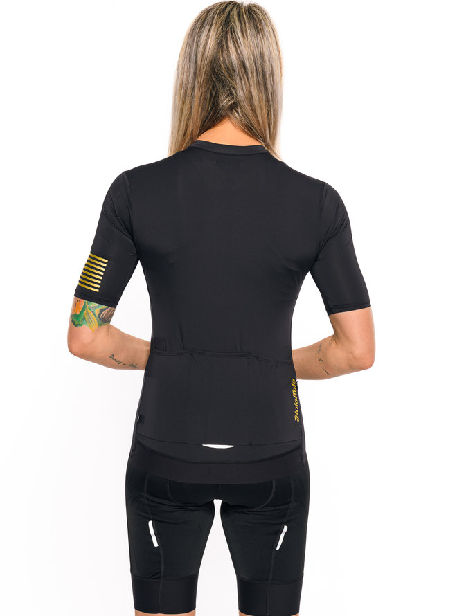 VICTORIOUS GOLD LADY