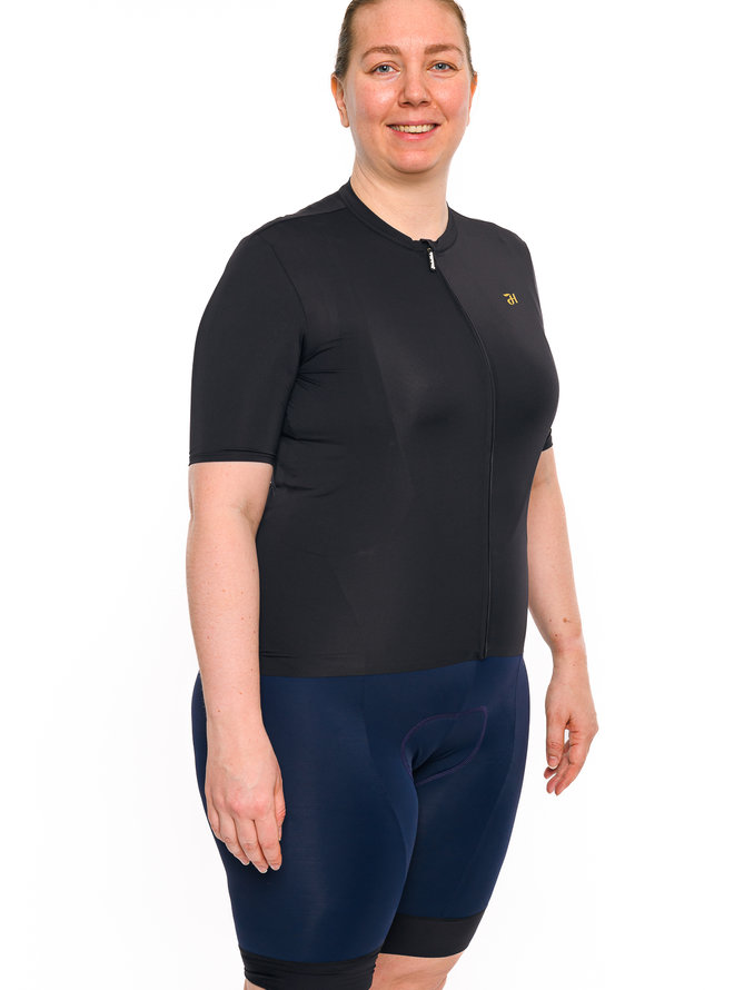 VICTORIOUS GOLD LADY