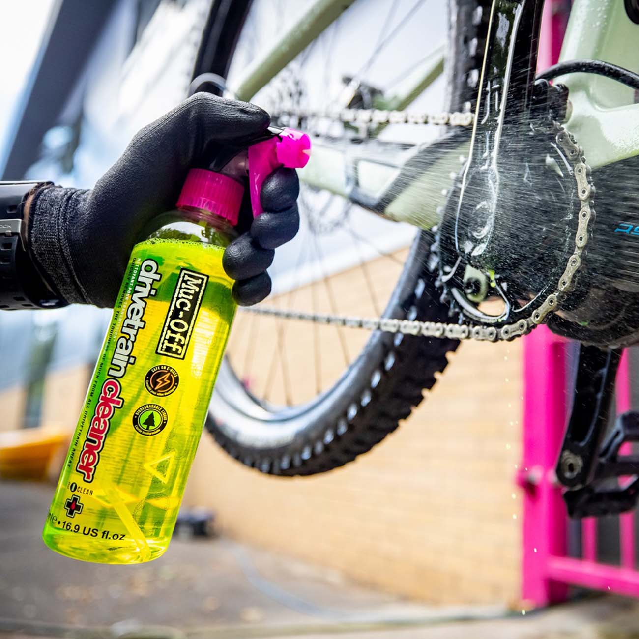 MucOff DRIVETRAIN CLEANER • proficyklodresy.cz